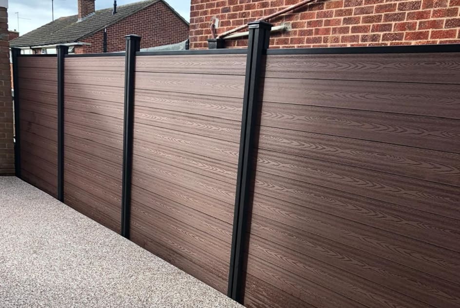 Standard composite fencing